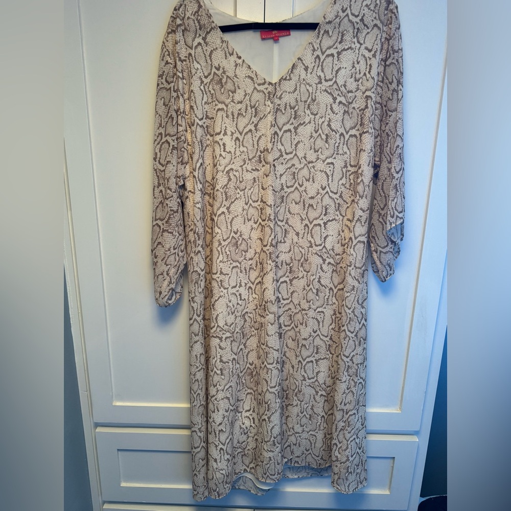 Elaine Turner caftan. Great condition